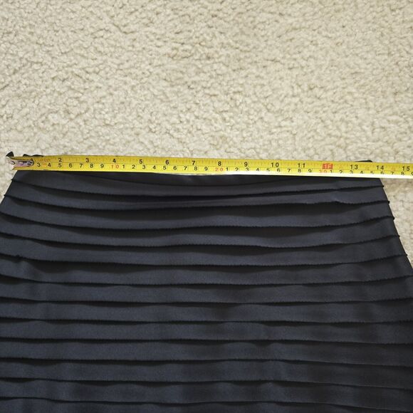 JS Collections Lord and Taylor Black Satin Ruffled Pencil Skirt Size 6 - Picture 8 of 10